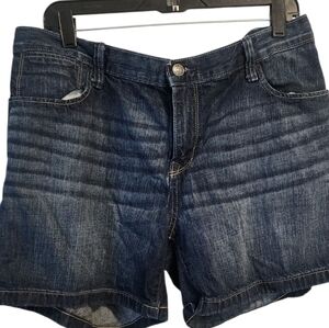 Old Navy The Flirt Jean Shorts Dark Denim Womens Size 16
